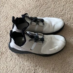 Sold out Nike commuter sneakers